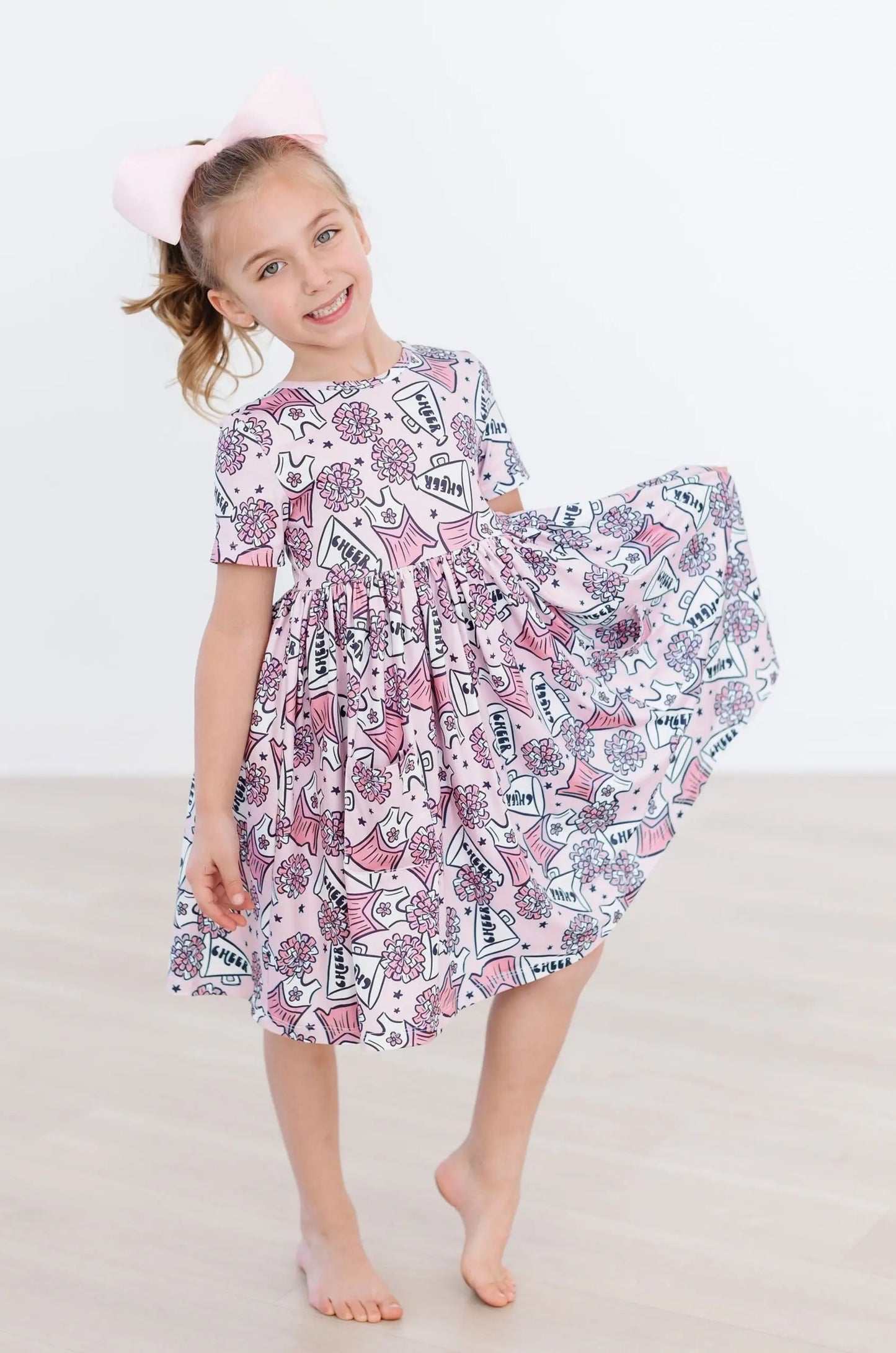 Twirl dress | Cheer Short-Sleeve Pocket Dress Mila & Rose ®