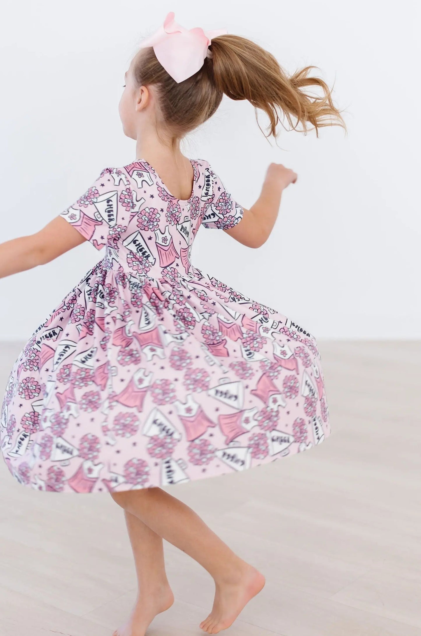 Twirl dress | Cheer Short-Sleeve Pocket Dress Mila & Rose ®